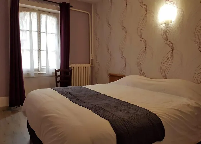 Logis Le Grand Hôtel du Louvre Valognes