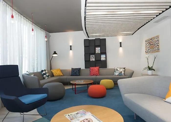 Holiday Inn Express Paris Velizy