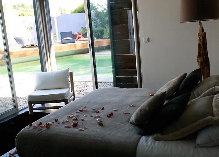Suite 609 Nîmes