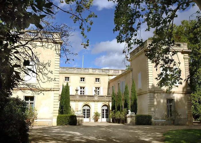 Chateau de Raissac Béziers avec Piscine