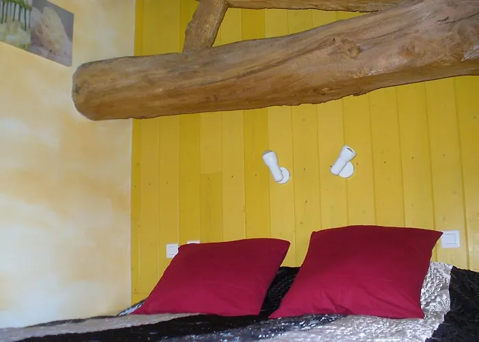 Hotel Au Jardin près de l'ocean à Les Mathes