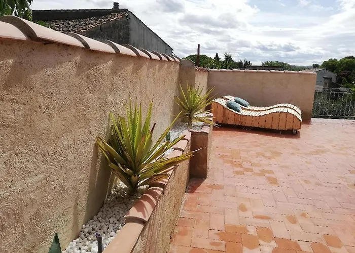 Villa La Terrasse à Gignac  avec Piscine