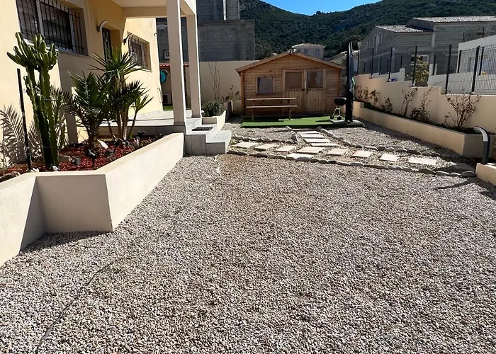 Bas de villa privée luxueux calvi&calenzana avec Piscine