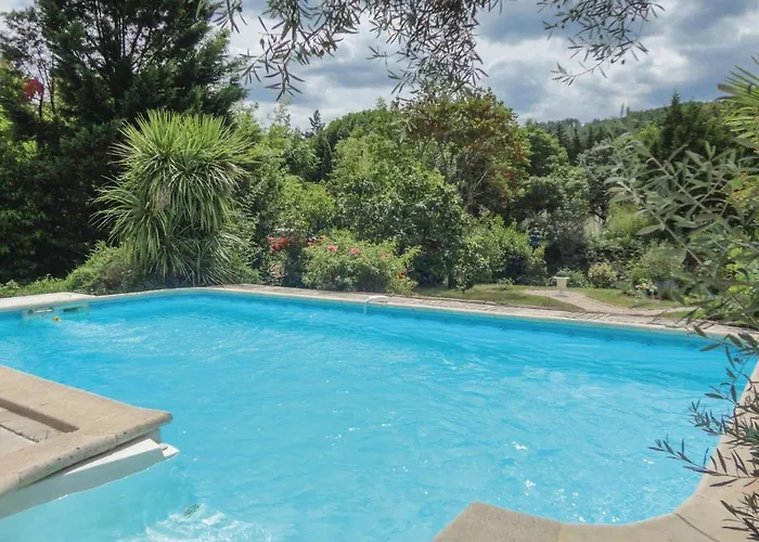 Lovely Home In Lamalou Les Bains With Wifi avec Piscine