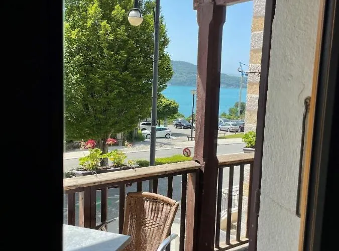 Hotel Restaurant Villa Riva Veyrier-du-Lac