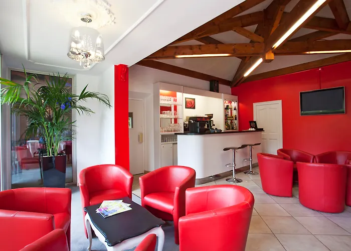 Hotel Logis Noemys pont de l'Etoile - ex Mas de L'Etoile à Aubagne