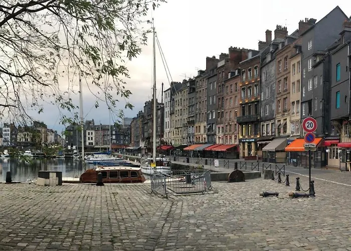 Bed and Breakfast Côté PECHEUR à Honfleur