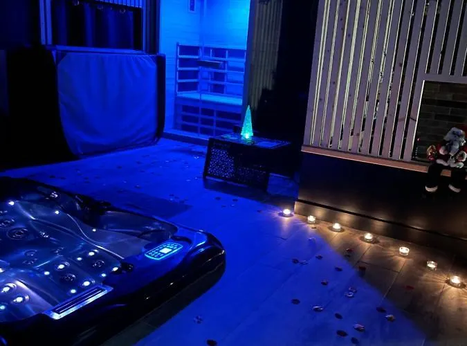 La Suite Grenoble Spa Jacuzzi Et Sauna Privatif