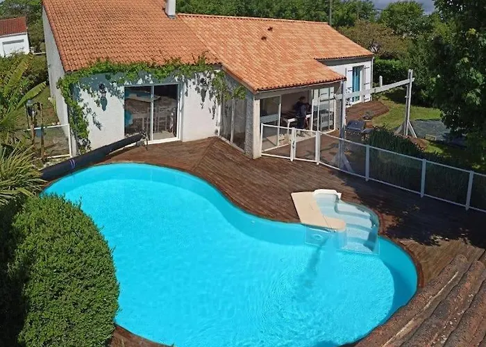 Villa Foxy - Grande Propriete Avec Piscine Privee Port-des-Barques avec Piscine