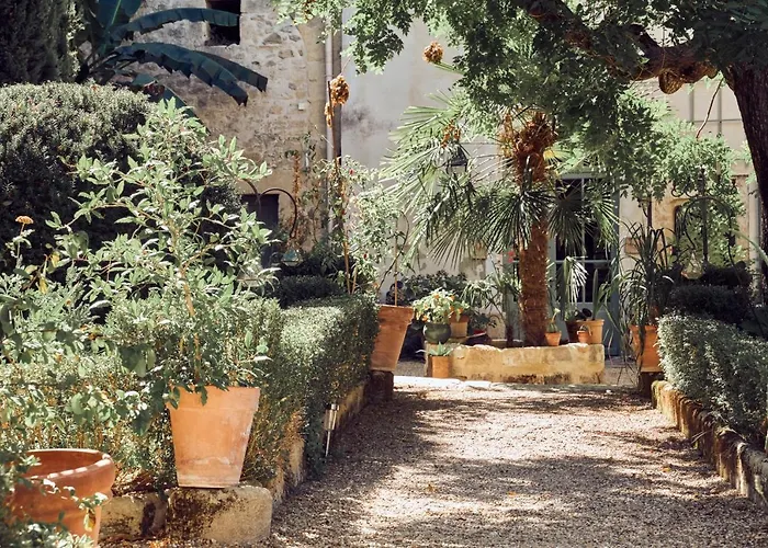 Hotel De L Orange Sommières avec Piscine