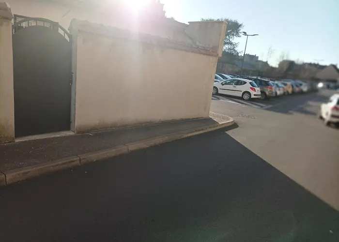 Hotel Au coeur de la cité des Bourbons à Moulins 