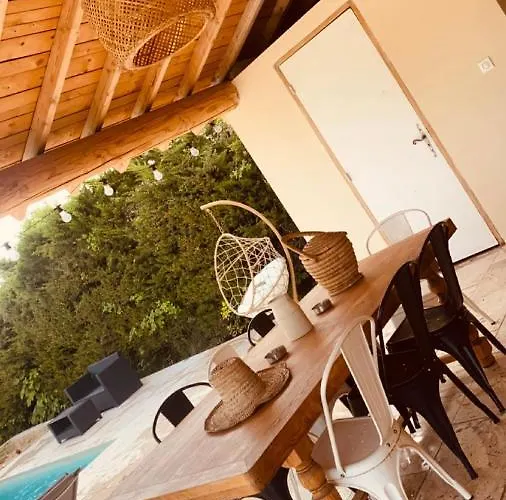 Bed and Breakfast Evasion Romantique à Arles