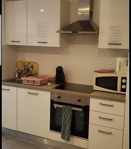 Big Flat Sea Vieuw 95 M2 5 Rooms Near Airport 5 Min Train 3 Min And Tram On Site, Beach 7 Min, 2 Showers And 2 Toilets , Neuf Grand Appartement 95 M2 5 Chambres Proche Aeroport 5 Min Train 3 Min Et Tramway Sur Place, Plage 7 Min 2 Douches Et 2 Wc Vue
