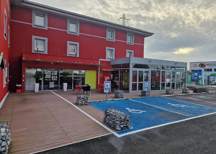 Enzo Hotels Reims Tinqueux by Kyriad Direct