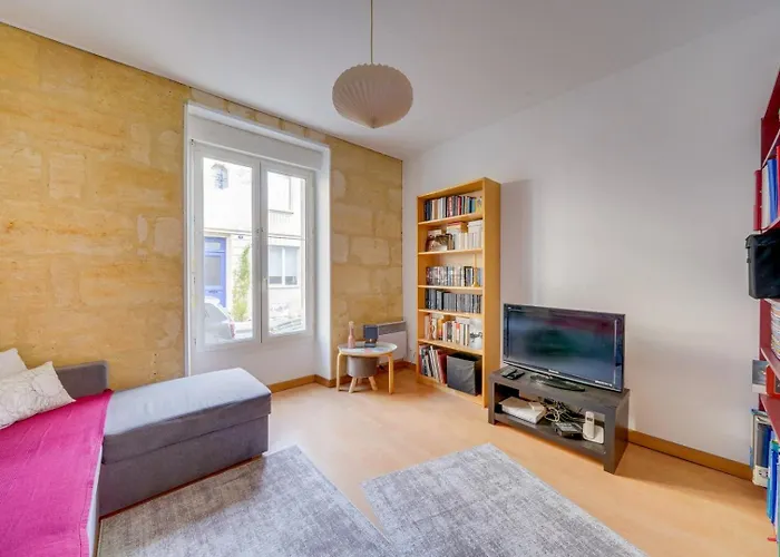 Hotel Charming Townhouse With Terrace à Bordeaux