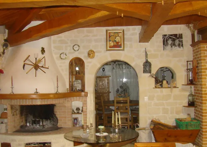 Le Mas des Mathes, Chambres d'hôtes, Studios Les Mathes