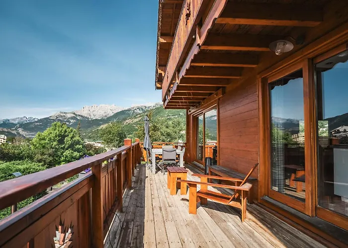 Chambres Et Table D'Hotes Au Chalet Datcha Briançon