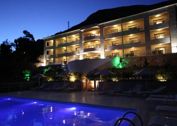 Hôtel et Résidence Costa Rossa Porto 