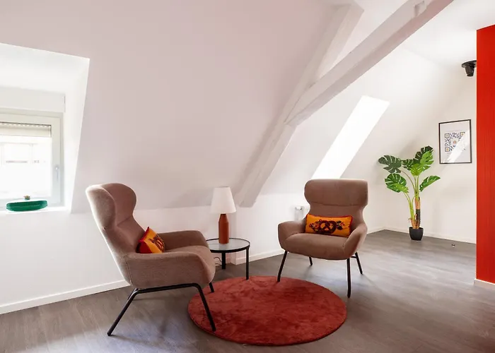 Travel Homes - Republic, Charm In The Heart Of Colmar