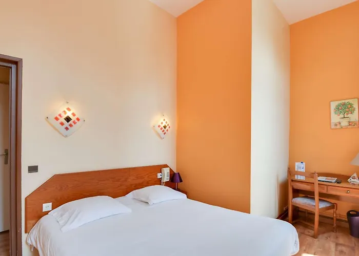 Brit Hotel Notre Dame Valenciennes