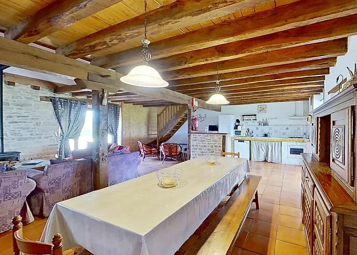 Villa Domaine de Montanty à Gramat avec Piscine