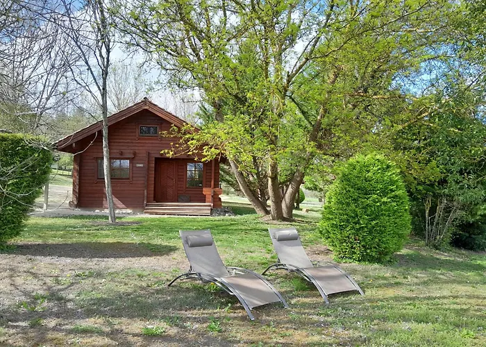 Les Chalets de Grazimis Condom avec Piscine