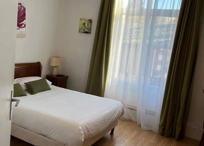 Hotel LE BEAU SITE Gien