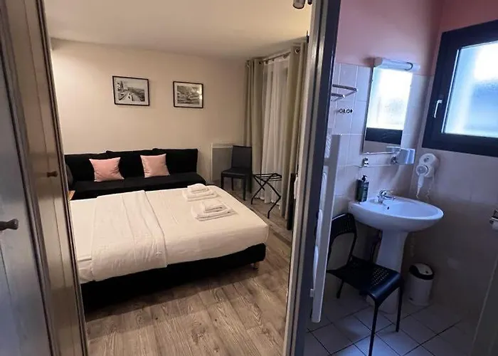 Hôtel des 4 Soleils Aix-les-Bains
