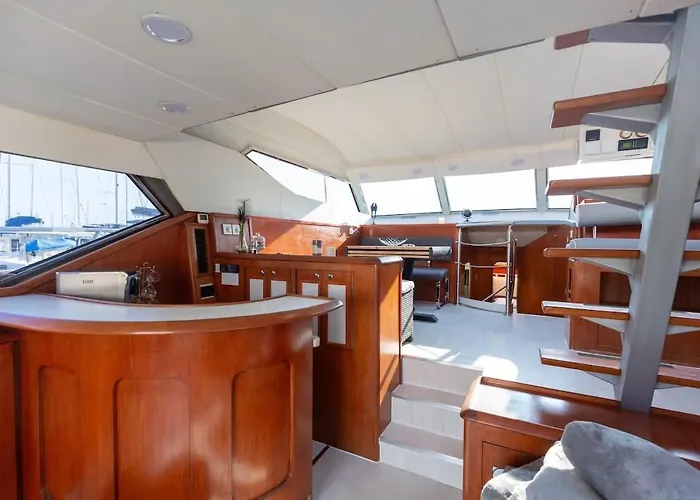 Yacht EVASION La Rochelle - Bateau insolite
