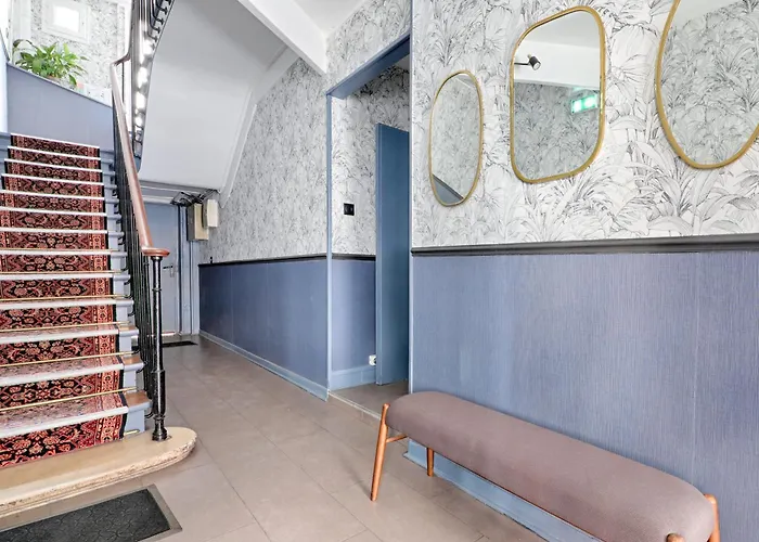 Hotel Le Florus à Montrouge