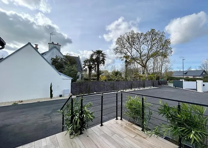 Superbe Villa tout confort avec piscine chauffée er couverte et spa à 2 pas de la plage Fouesnant avec Piscine