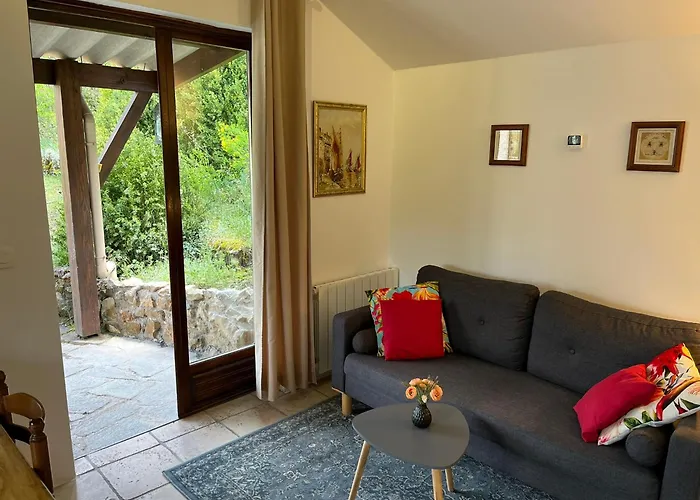 Maison Castellane Chambre d'Hotes B&B