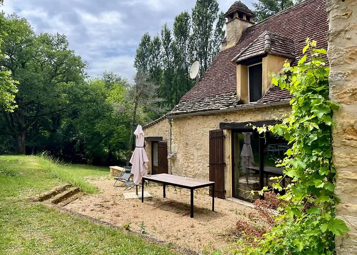 Gîte - Le Reclaud du Noyer Le Bugue avec Piscine