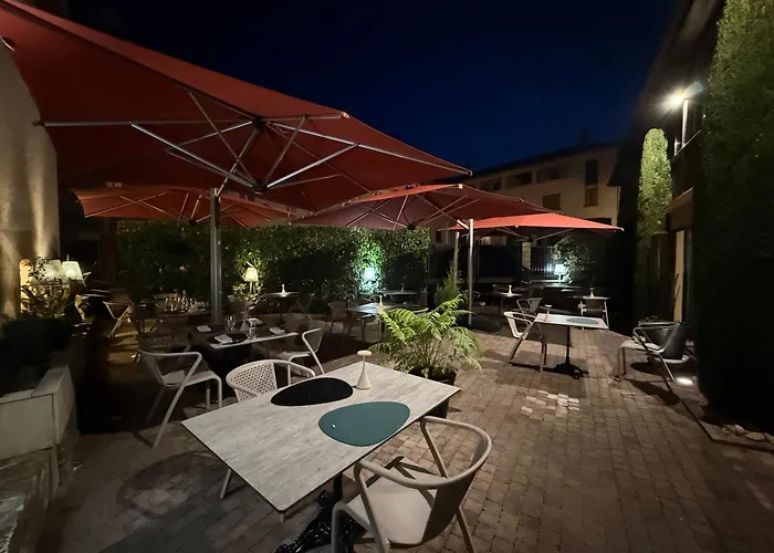 Hotel Logis Le Victor Hugo à Saint-Céré