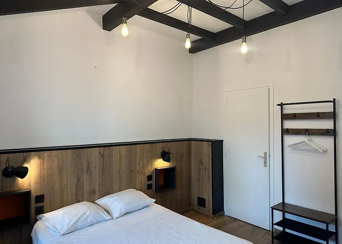Hotel Porte De France - Self Check In By Homenhancement Saint-Louis 