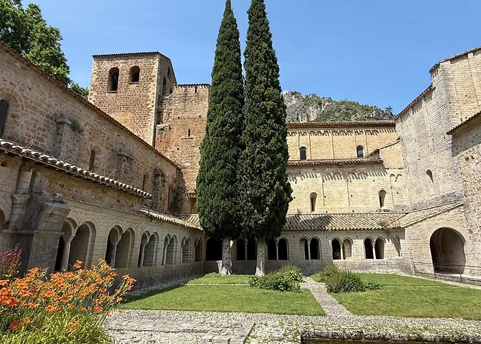 Gîte de La Tour Saint-Guilhem-le-Desert