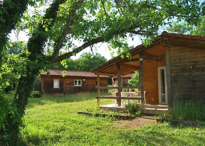 Lagrange Grand Bleu Vacances - Residence Les Ségalières Gramat