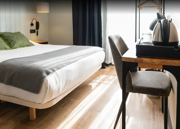 Hotel Sub Asnières