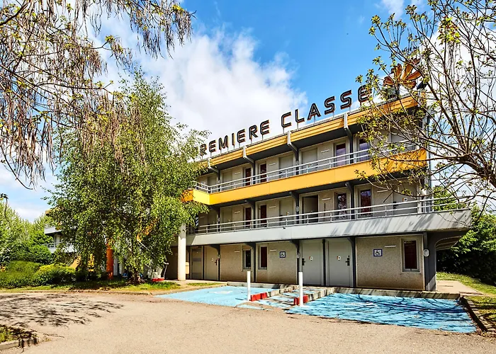 Hôtel Première Classe Melun Sénart - Vert Saint Dennis