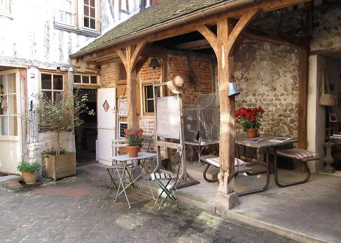Bed and Breakfast A L'ecole Buissonniere à Honfleur