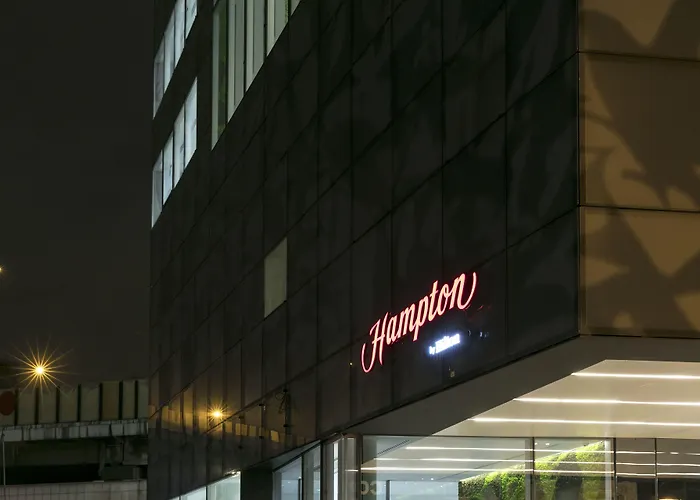 Hotel Hampton By Hilton Paris Clichy