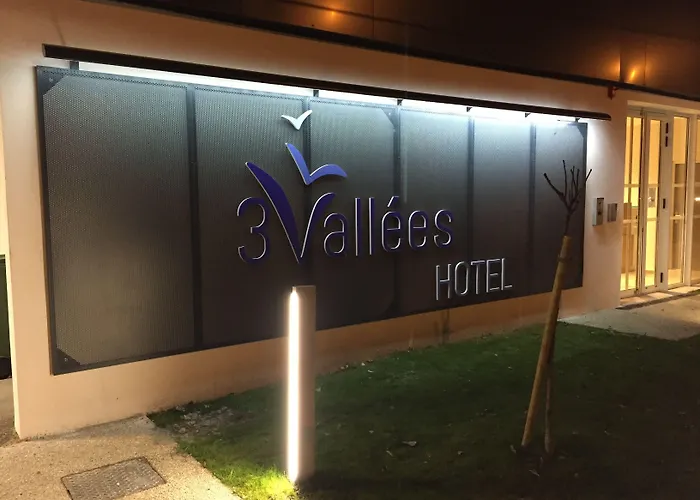 Hotel Les 3 Vallées Saran