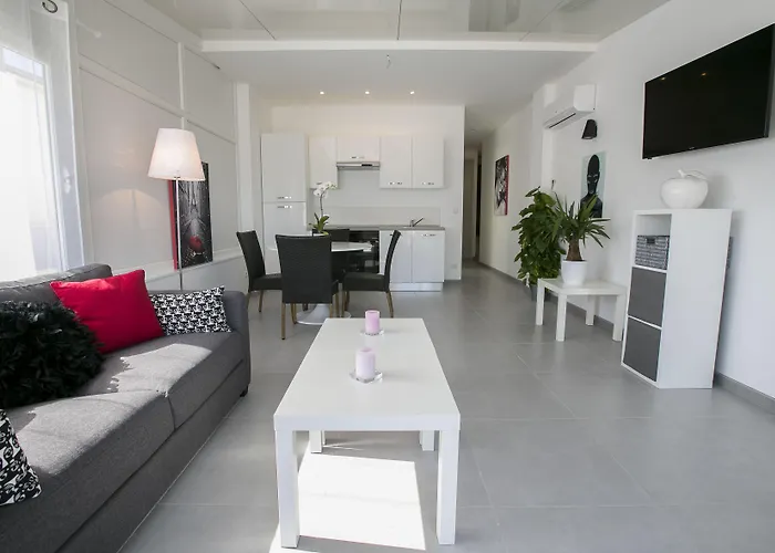 Le Grand Large Bord de Mer Hotel&Appartements Palavas-les-Flots