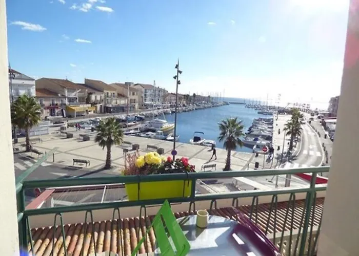Hotel-Restaurant Du Port Mèze
