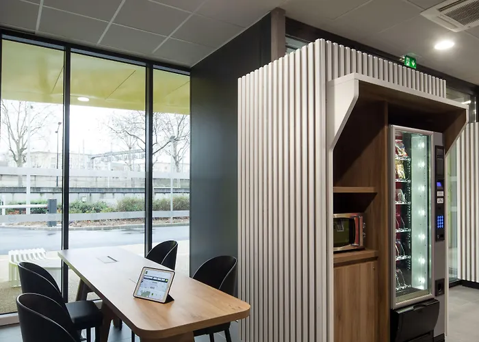 B&B HOTEL Compiègne
