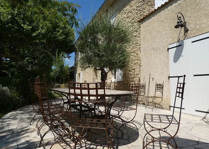 Mas Seraphin LʼIsle-sur-la-Sorgue
