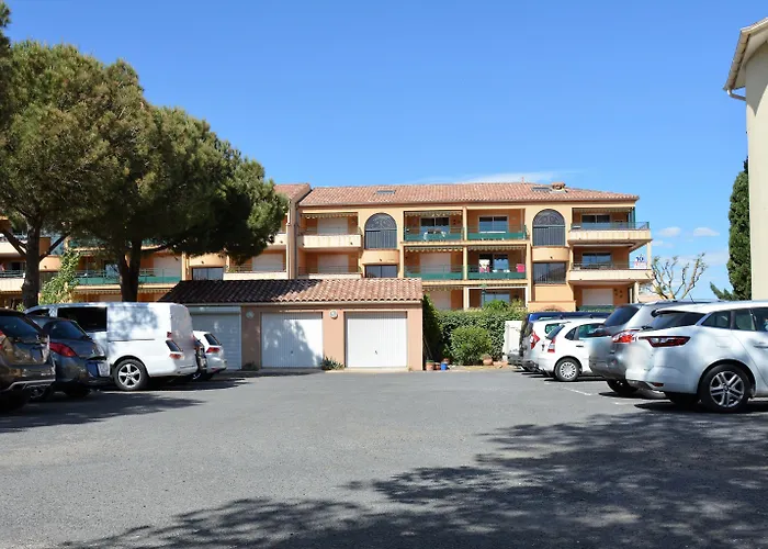 Hotel Albizzia Valras-Plage Avec un Casino