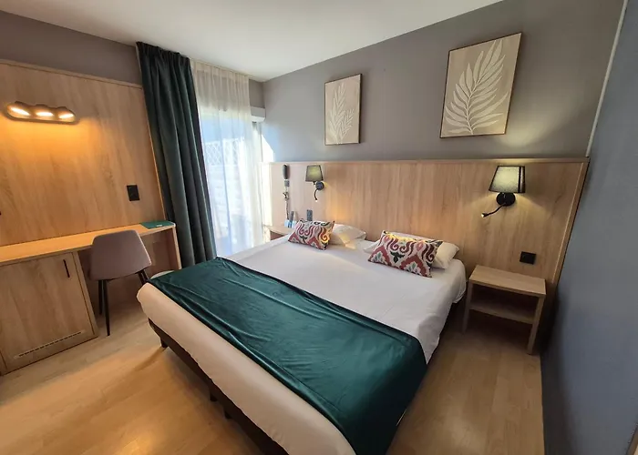 Logis Hotel Les Gravades Ussel