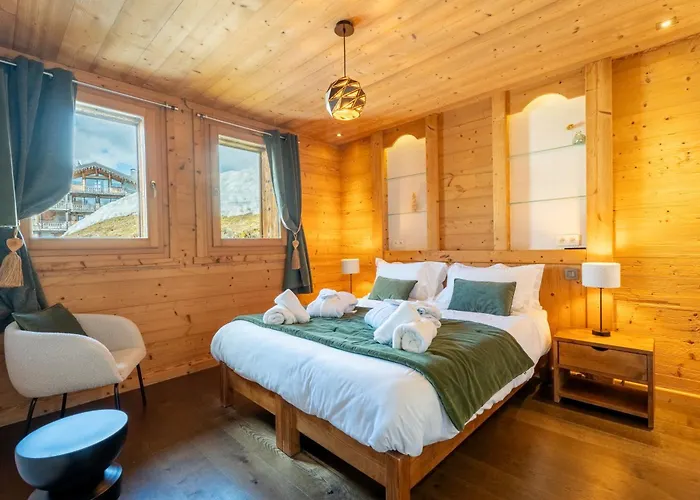 Chalet Virolet Jacuzzi Hammam Cheminée 15 personnes max Les Gets