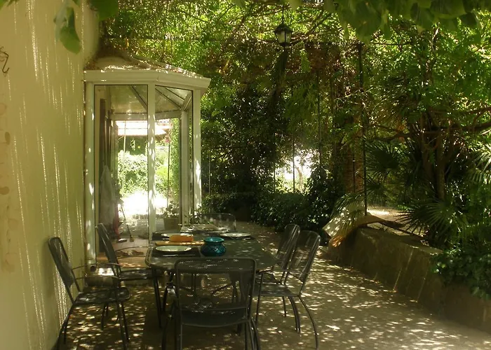 Hotel Campagne Beausoleil à La Seyne-sur-Mer